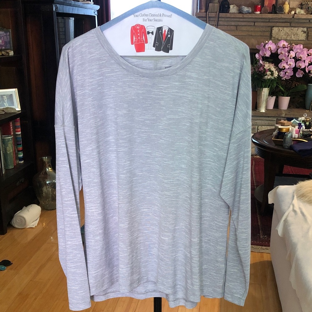 The North Face Light Gray Long Sleeve Performance Tee